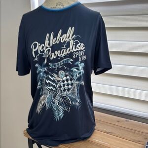 120.Robert Graham men’s Pickleball Paradise Graphic T-Shirt size Small